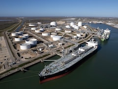 Oil Steadies With US Push For Greenland And Supplies In Focus