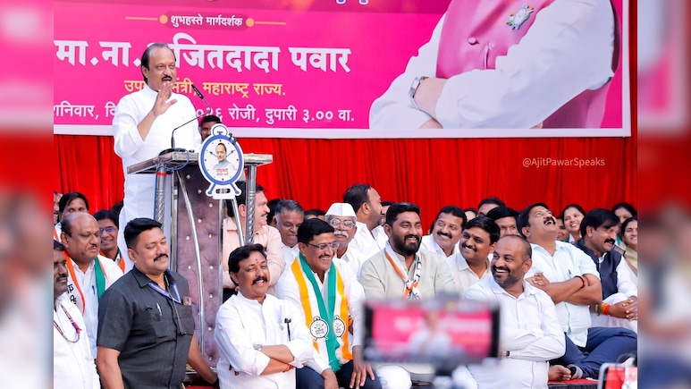 शरद पवार की छाया से निकलकर कैसे महाराष्ट्र की राजनीति के दादा बने थे अजित?