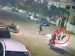 Rajasthan: भीलवाड़ा में बेखौफ लुटेरे, घर के बाहर व्यापारी को पटककर 4 लाख रुपये और स्कूटी लूटी, वारदात CCTV में कैद