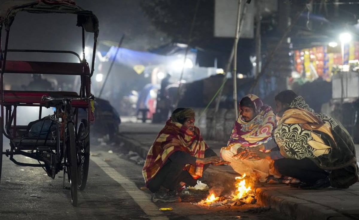 दिल्ली में कड़ाके की ठंड