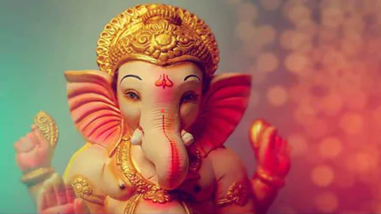 विभुवन संकष्टी चतुर्थी पर बना शुभ संयोग, ज्योतिषाचार्य ने बताया आज रात में करें ये उपाय, बन सकते हैं बिगड़े काम