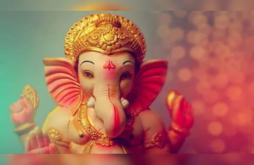 Budhwar Ganesh Puja: बुधवार के दिन इन मंत्रों के साथ करें गणेश जी की पूजा, यहां पढ़ें पूजा विधि और आरती