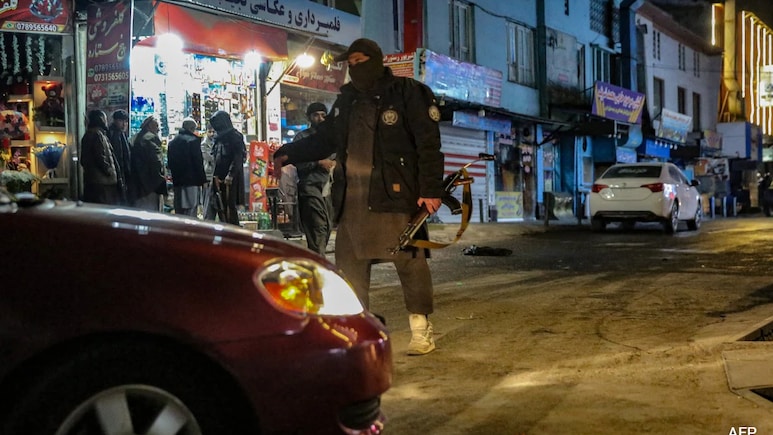 ईरान में बड़ा ब्लास्ट, इमारत की दो मंजिल हो गईं राख, क्या अमेरिका-इजरायल का हाथ