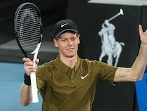 Jannik Sinner Marches Into Australian Open 3rd Round; Stan Wawrinka, Naomi Osaka Battle Through