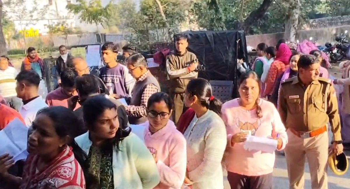 रीट मेंस भर्ती परीक्षा का आज दूसरा द‍िन, दुपट्टा पहनकर जा सकेंगी महिला अभ्यर्थी