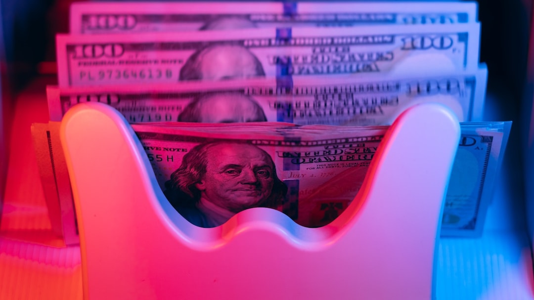 Forex Reserves Up $14 Billion To $700 Billion: RBI Data