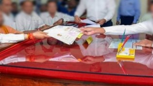 महाराष्ट्र नगर निगम चुनाव: नामांकन पत्रों की जांच चुनाव अधिकारियों के लिए क्यों बन गई सबसे बड़ी चुनौती