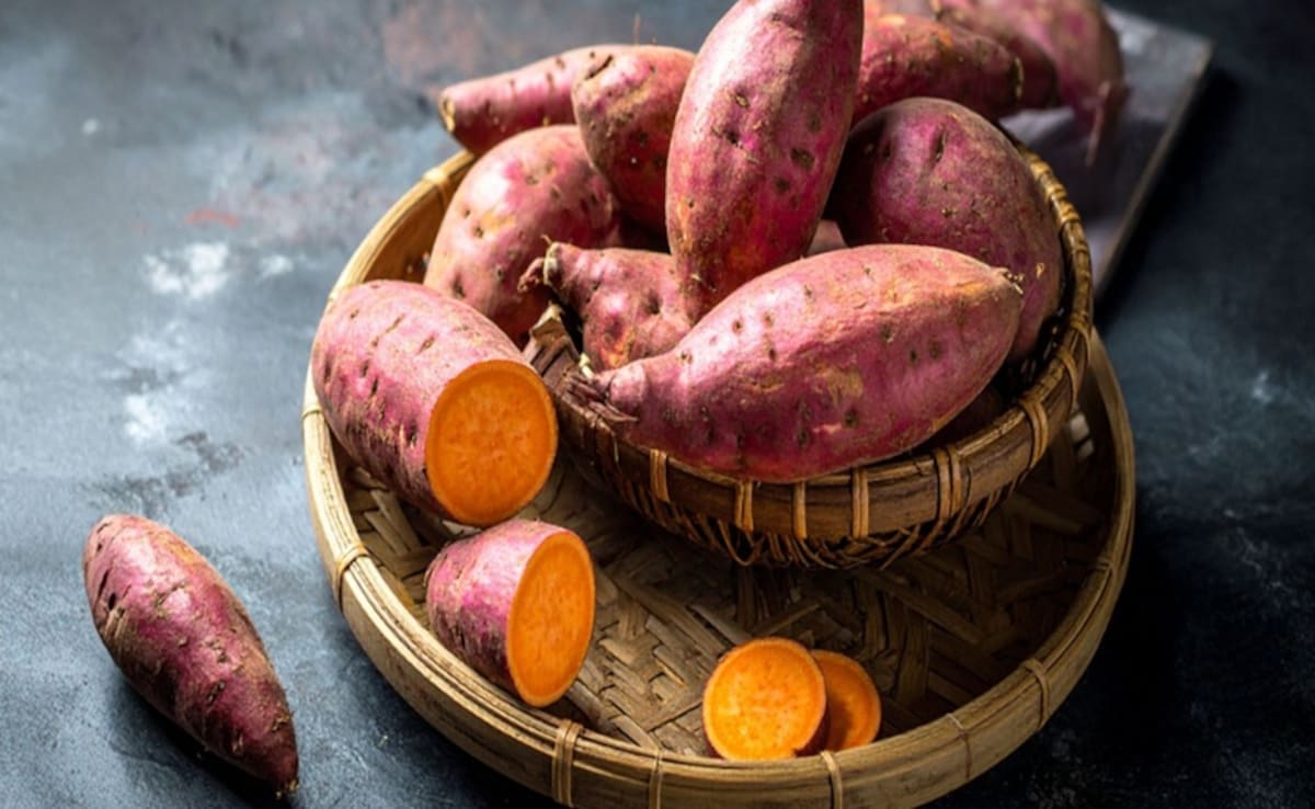 Sweet Potato Benefits: सर्दियों में शरकंद खाने का सही तरीका क्या है? जान लेंगे तो सेहत और जबान दोनों रहेंगे खुश