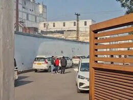 धौलपुर में डेयरी पर इनकम टैक्स का छापा, अलसुबह आयकर विभाग की टीम को देखकर कर्मचारी भी हैरान