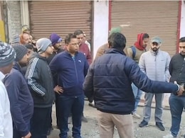 भागीरथपुरा क्षेत्र के घरों में कोबो टूल के माध्यम से रियल टाईम सर्वे, 2745 घरों तक पहुंची 200 टीमें, वितरित किए गए क्लिनवेट ड्राप