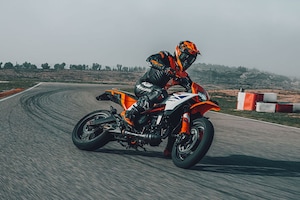 KTM 390 SMC R Snapped Testing In India; Launch Soon?