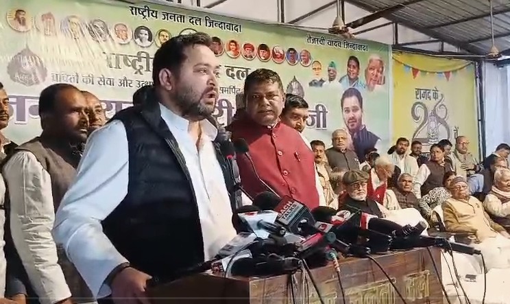 पार्टी के अंदर भी कुछ लोग हमारे खिलाफ... चुनाव में कैसे हारे तेजस्वी यादव ने सब खुलकर बता दिया