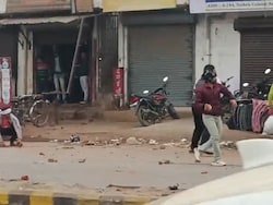 Video: 2 Groups Clash, Throw Stones At Each Other In Faridabad
