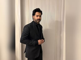 &lsquo;आपकी एक्टिंग पर सवाल उठा रहे हैं लोग&rsquo; कहने वाले यूजर को वरुण धवन का करारा जवाब