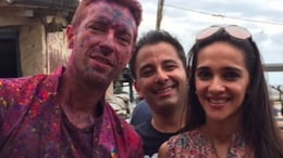 Actress Tara Sharma Joins The 2016 Trend, Shares Picture With Coldplay's Chris Martin
