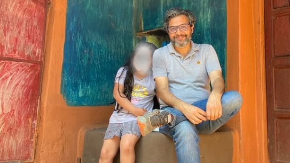'Be Ashamed, IndiGo': Author Neelesh Misra Blasts Airline For Mistreating 10-Year-Old Daughter On Flight