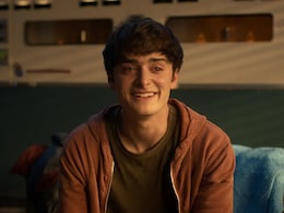 Noah Schnapp Missing From Finn Wolfhard's <i>Stranger Things</i> SNL Episode. Here's Why