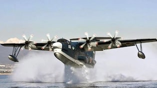 Amphibious Aircraft: समंदर का 'सुपर फाइटर', नौसेना को क्यों चाहिए पानी पर उतरने वाला एम्फीबियस विमान?
