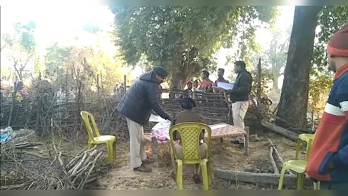 हंसी-मजाक का खूनी अंत: पत्नी से पड़ोसी को बात करते देख पति का चढ़ा पारा, डंडे से पीट-पीटकर ले ली जान