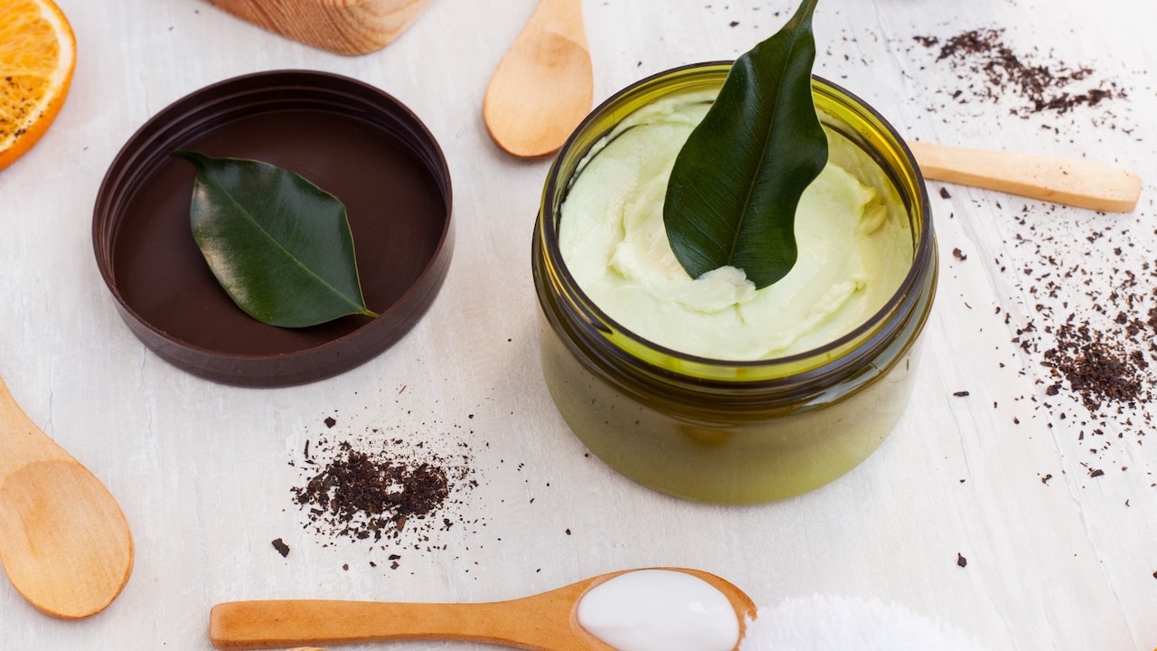 Are Scalp Scrubs Good For You? When To Use Them And When To Avoid