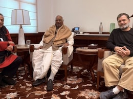 मैं सीएम उम्मीदवार नहीं, राहुल गांधी और खरगे से मिलने के बाद बोले शशि थरूर, क्या मान गए?