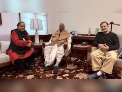 राहुल गांधी और शशि थरूर ने गिले शिकवे दूर किए... दो घंटों की मुलाक़ात में क्या बात हुई? 