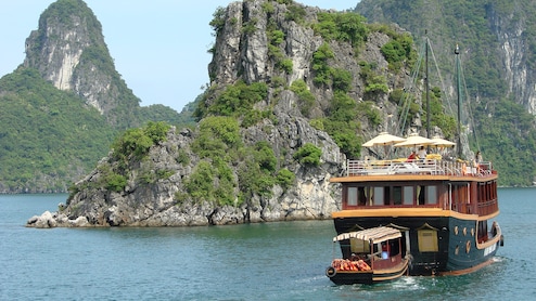 Republic Day Weekend: Thailand, UAE, Vietnam Key Holiday Getaways; Goa Top Domestic Spot