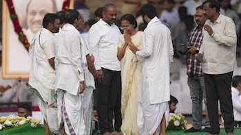 Ajit Pawar Funeral Live Updates: Devendra Fadnavis, Eknath Shinde Arrive To Attend Last Rites Of Maharashtra Deputy CM