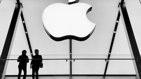 Apple Seeks Delhi High Court Intervention To Stop CCI From Seeking Its Financials