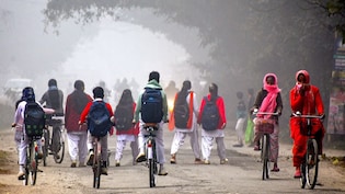 14 जनवरी को मकर संक्रांति पर किन राज्यों में बंद हैं स्कूल, देख लीजिए पूरी लिस्ट