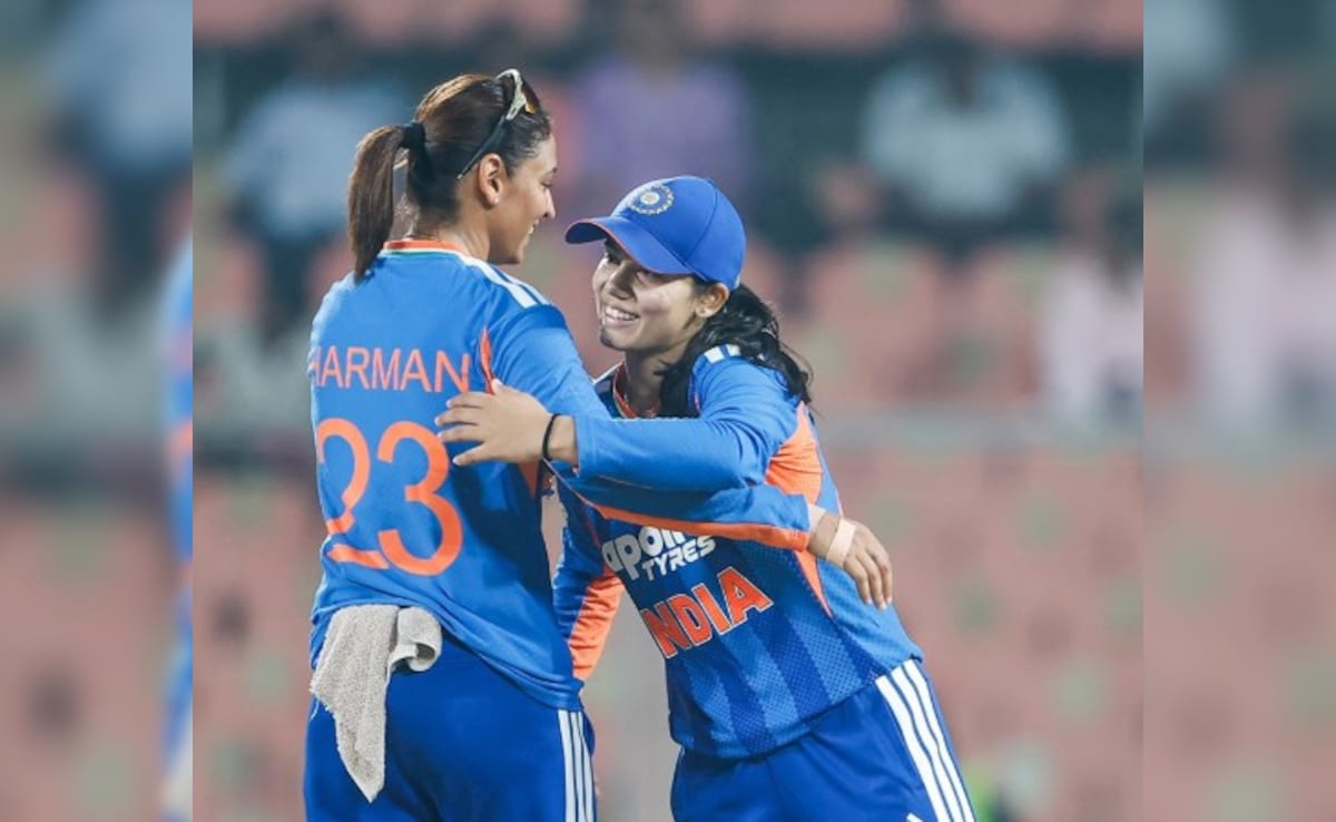 कुंडली में क्रिकेट योग, वैष्णवी ने बताई पिता की भविष्यवाणी, स्मृति-हरमनप्रीत हैं आइडियल