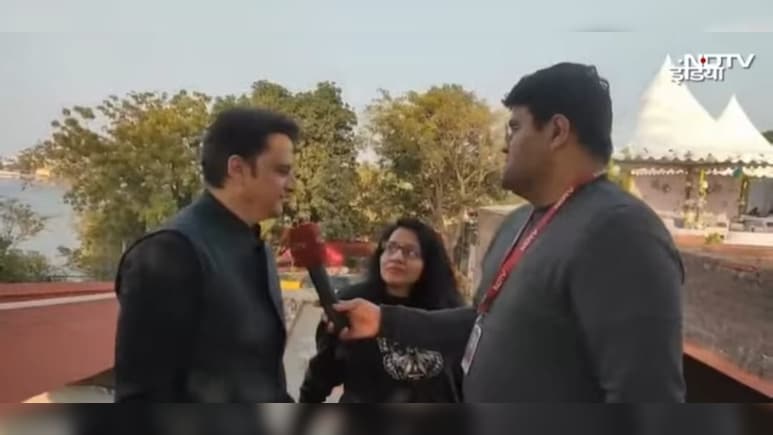 Exclusive Interview : &lsquo;सनम तेरी कसम&rsquo; के निर्देशक विनय सप्रू और राधिका राव से खास बातचीत