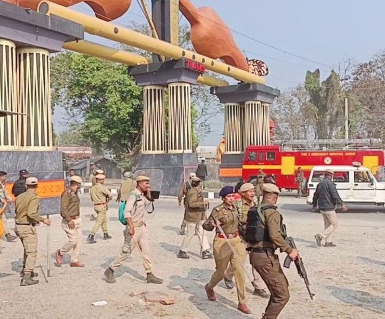 असम के कोकराझार में बोडो-आदिवासियों की झड़पों के बाद RFA तैनात, इंटरनेट सेवाएं सस्पेंड