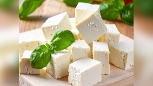 हड्डियों से लेकर जोड़ों के दर्द को दूर करने तक में मददगार है पनीर, जानें पनीर खाने के फायदे और नुकसान