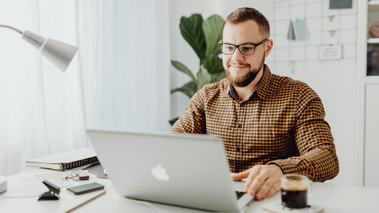 How To Care For Mens Linen Shirt: Easy Tips To Keep Them Crisp And Fresh