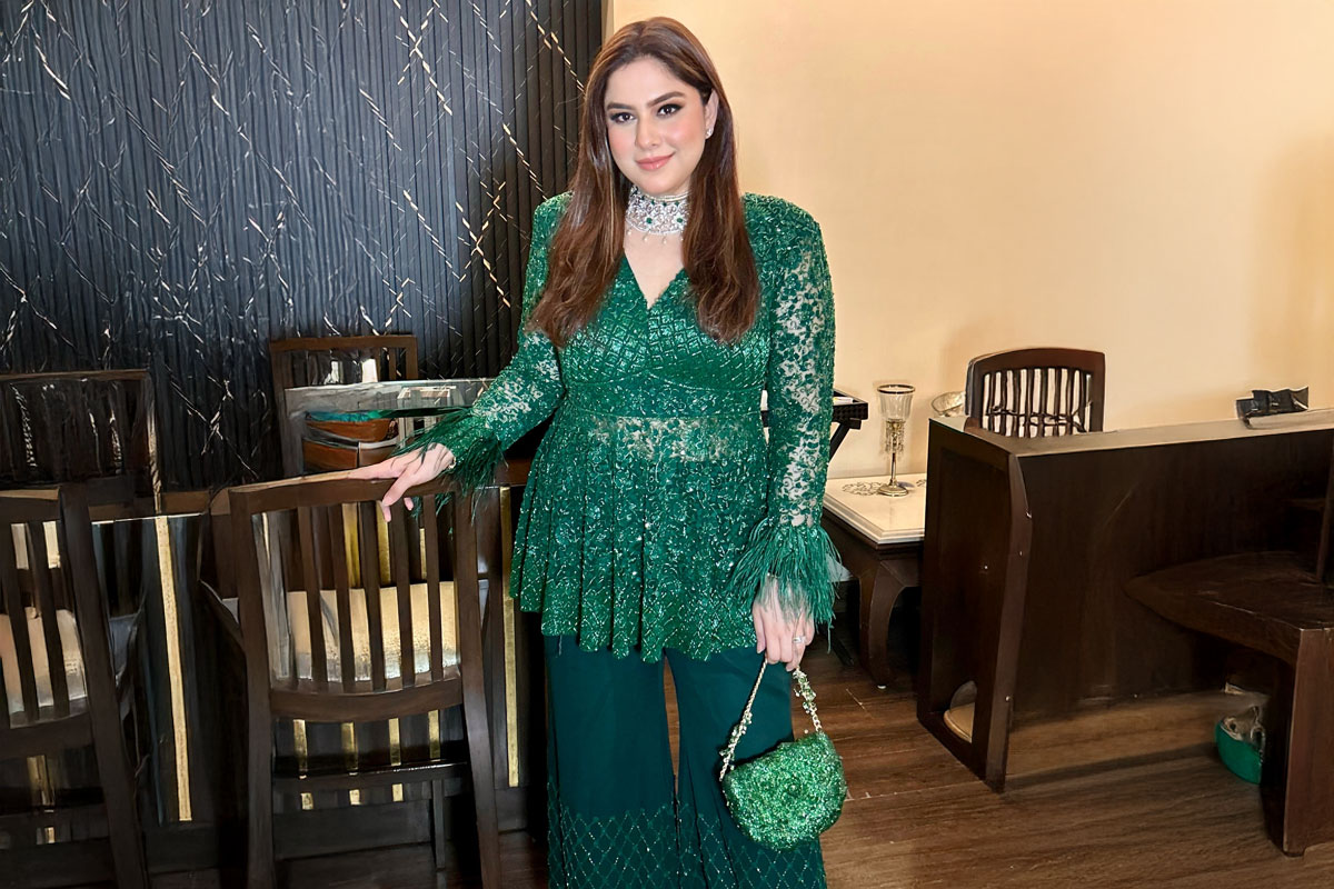 How to Make Channa Palak Masala at Home: Guntas Sethi's Wholesome Recipe