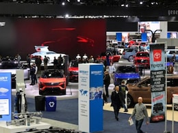 Detroit Auto Show Reflects Shift From Electric Vehicles Amid US Policy Changes
