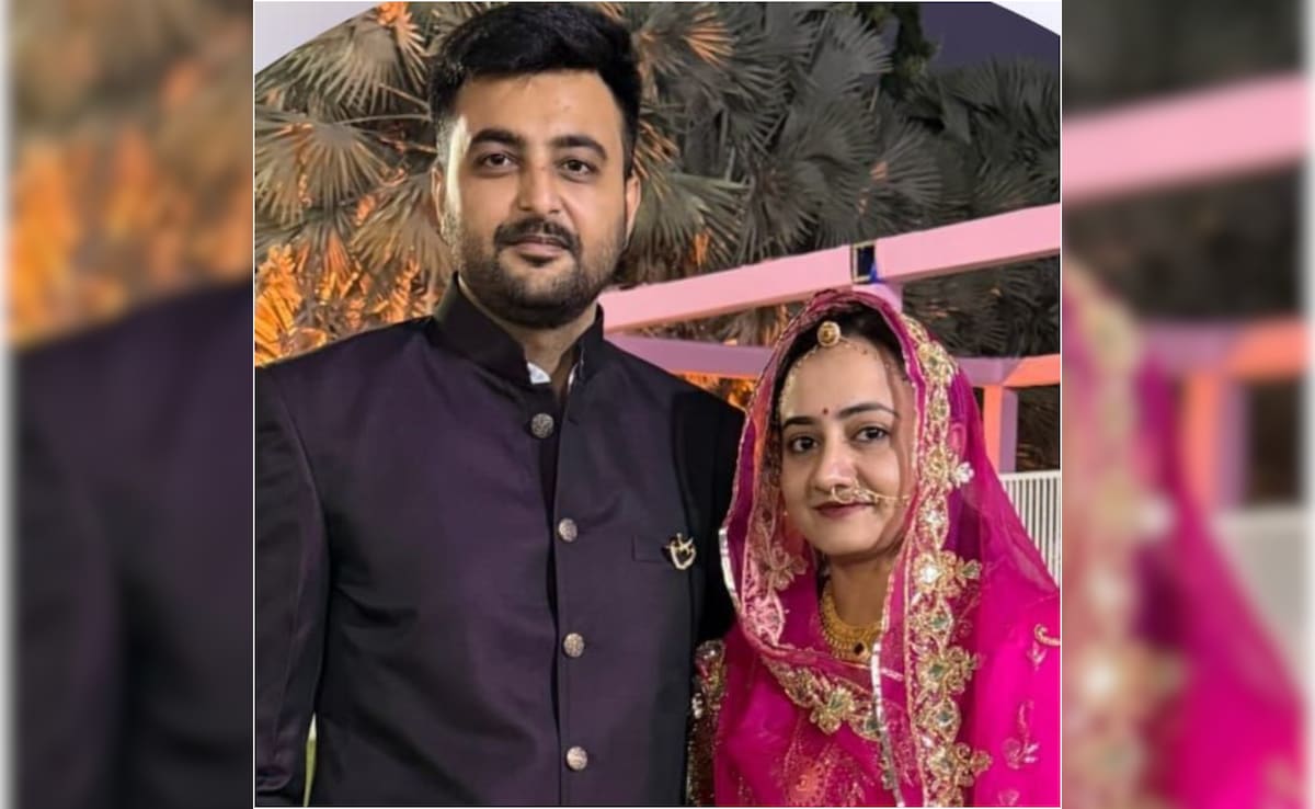 Gujarat Maritime Board Officer Shoots Wife, Then Dies By Suicide