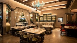 Royal Dining Sans Stiffness: How The Silver Train In Lower Parel Offers A Delightful Taste Of History