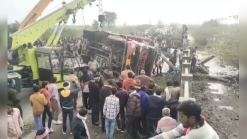 Lakheri Accident: बूंदी के लाखेरी में बड़ा सड़क हादसा, बरवाड़ा जा रहे पैदल यात्रियों पर पलटा ट्रक; 2 की मौत, कई दबे