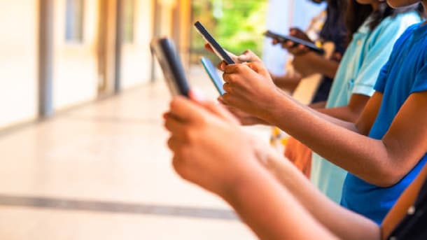 Smartphones, Laptops to Get More Expensive As AI's Latest Side Effects