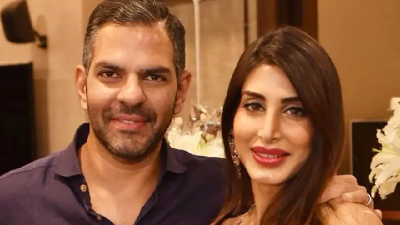 "Truth Will Come Out Soon": Sunjay Kapur's Sister Slams Priya's Plea