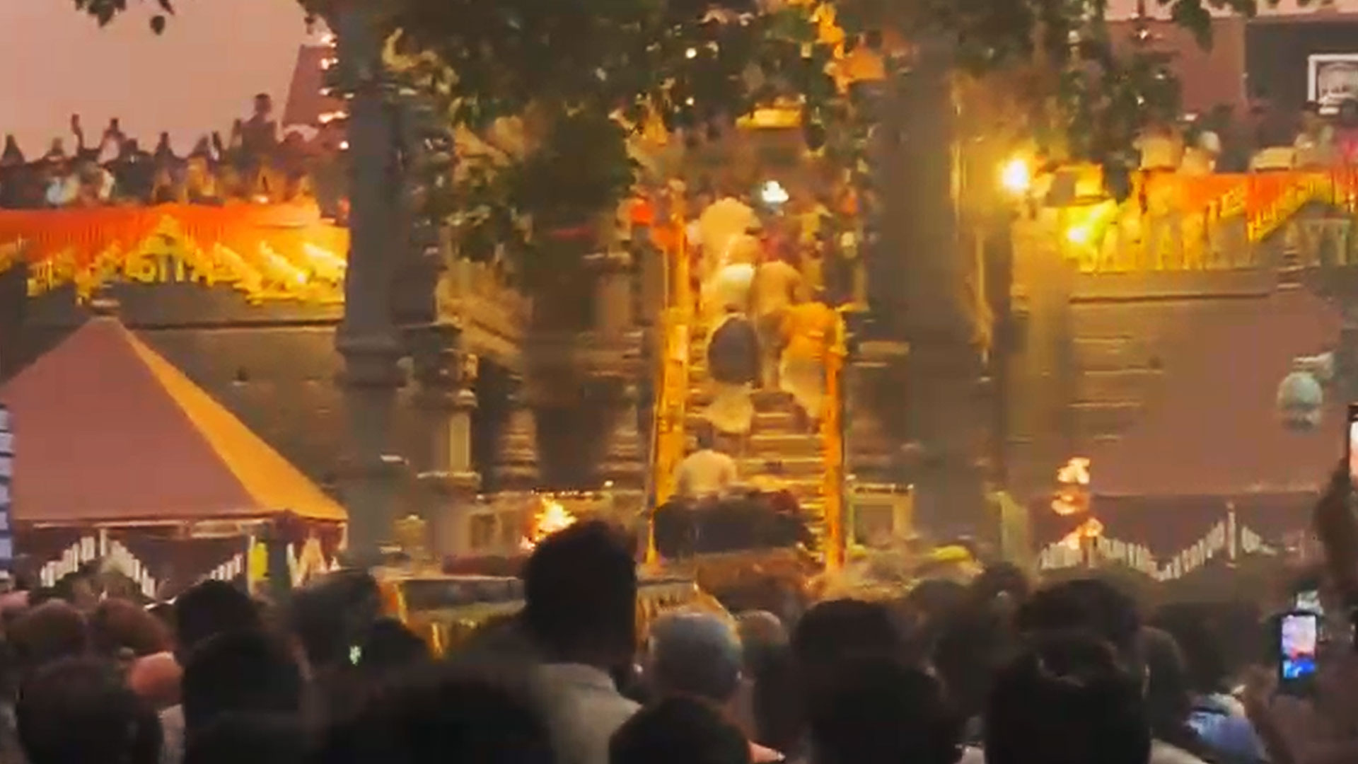 Makara Jyoti Lights Up Sabarimala Amid Sea Of Devotees