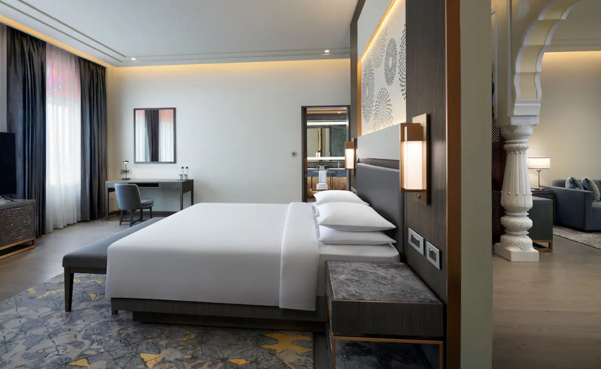 Delhi Woman Alleges Unauthorized Hotel Room Entry at Hyatt Regency Jaipur