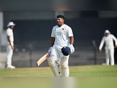 11 चौके, 5 छक्के, शतक ठोक सरफराज खान ने पूरा किए फर्स्ट क्लास में 5000 रन