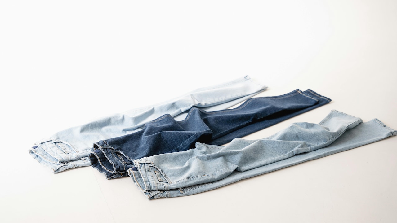 5 Dark-Wash Jeans For Women That Dont Fade At The Thighs 5 Dark-Wash Jeans For Women That Dont Fade At The Thighs