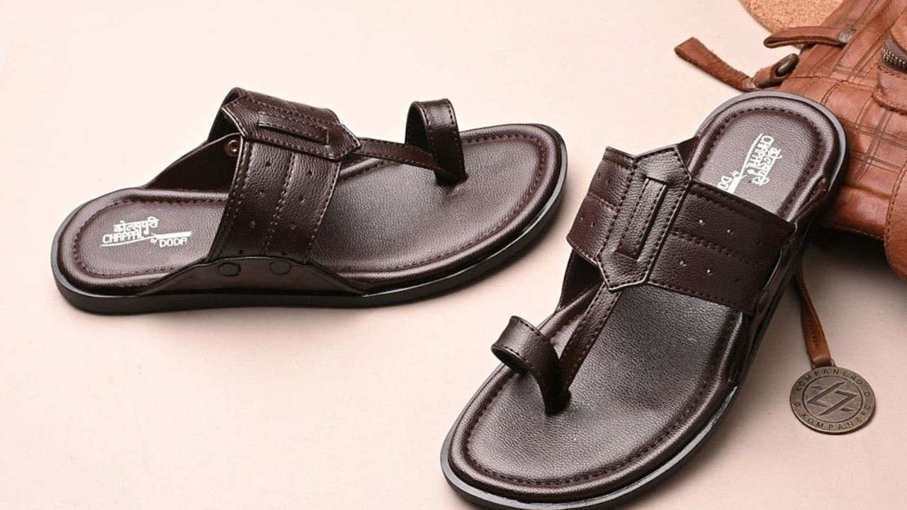 Which footwear will you choose to wear with ethnic footwear?