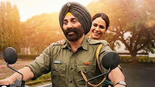 Border 2: अमृतसर में आर्मी हीरोज के साथ &lsquo;जाते हुए लम्हों&rsquo; गाने को मेकर्स करेंगे लॉन्च,  आर्मी जवानों और उनके परिवारों के लिए खास होगा पल