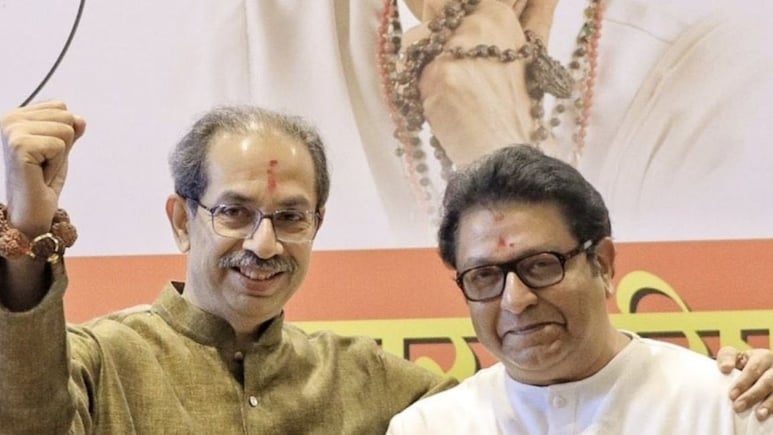 महाराष्ट्र निकाय चुनाव में बढ़ी उद्धव और एकनाथ शिंदे की मुसीबत, बागियों को मनाना पड़ रहा है भारी