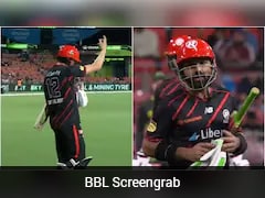 मोहम्मद रिजवान की हुई इंटरनेशनल बेइज्जती, जबरन हुए रिटायर्ड आउट, नाम हुआ शर्मनाक रिकॉर्ड